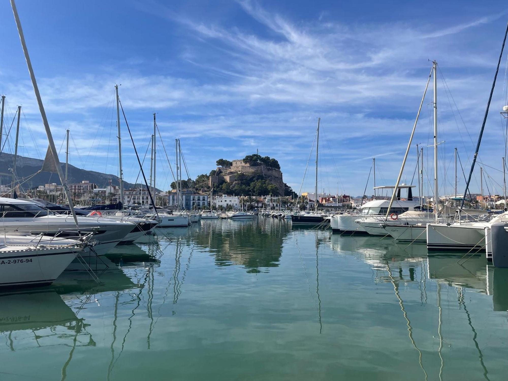 Casa El Angel Loft Denia Centro Con Parking Apartment Luaran gambar